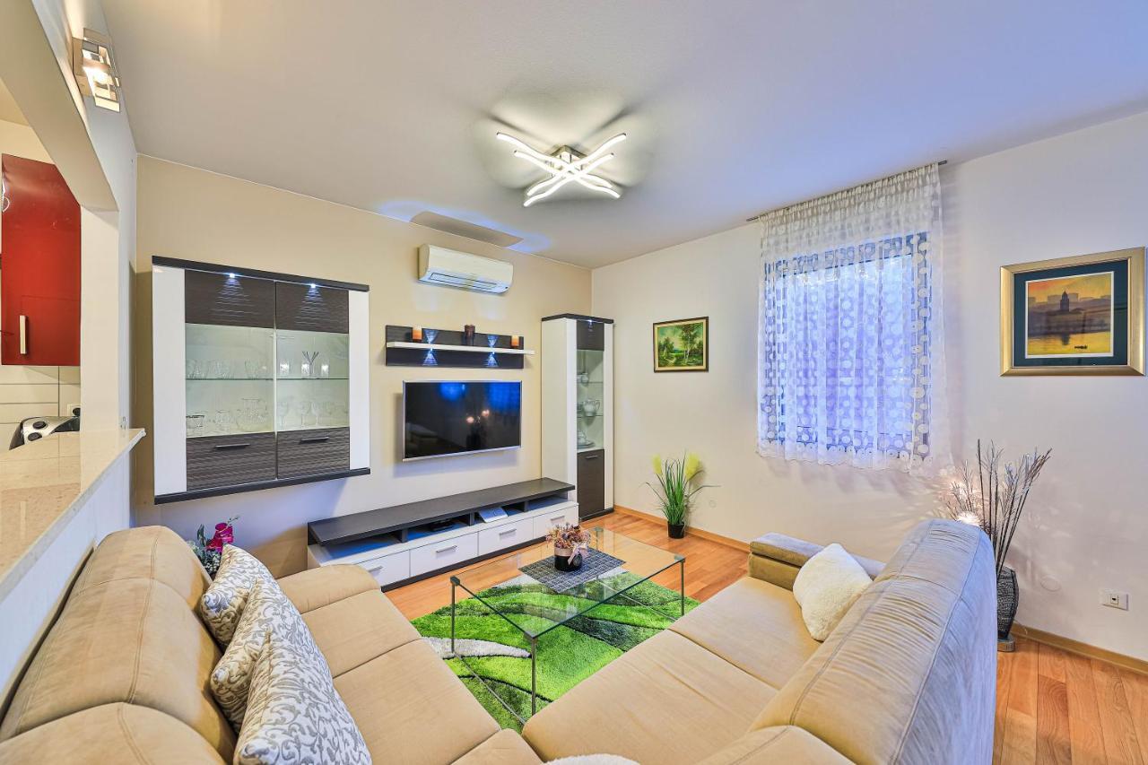 Apartman Toni Apartment Сплит Екстериор снимка